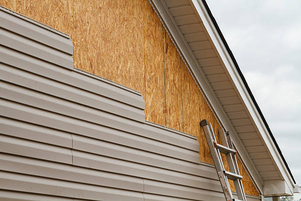 Professional Siding Contractor technician working in Sanibel, FL